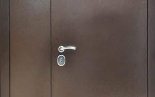 входная двустворчатая дверь в коттедж ДКТЖ-39, отделка порошок и ламинат